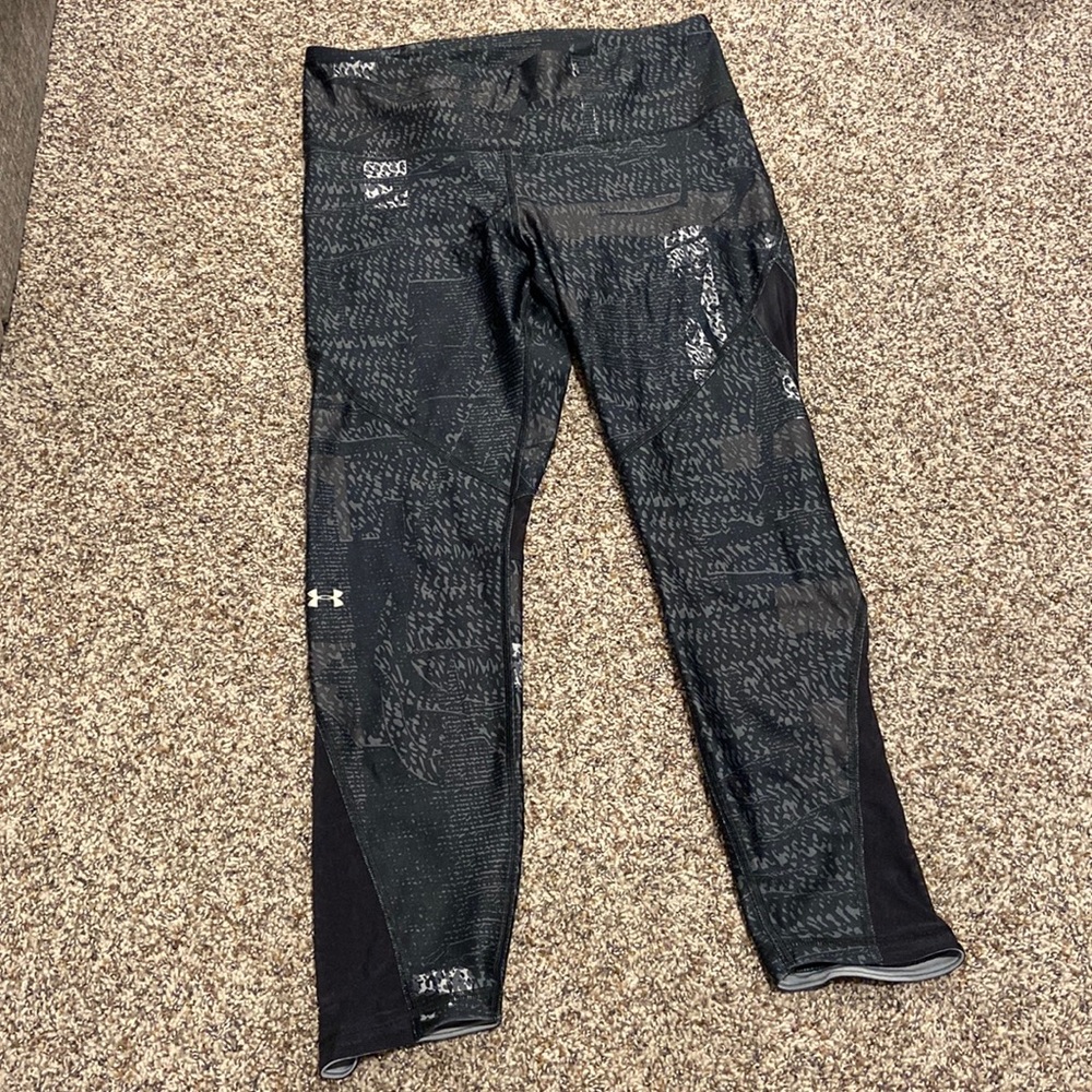 Under Armour Mesh Capri Size Large